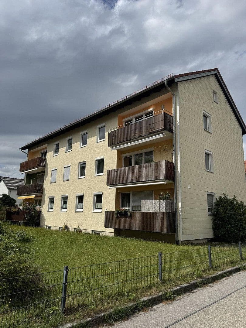 3 bedroom flat to rent, 80 m², Stegerwaldstr. 4, Burghausen, Bavaria 3 bedroom flat to rent, 80 m², Stegerwaldstr. 4, Burghausen, Bavaria