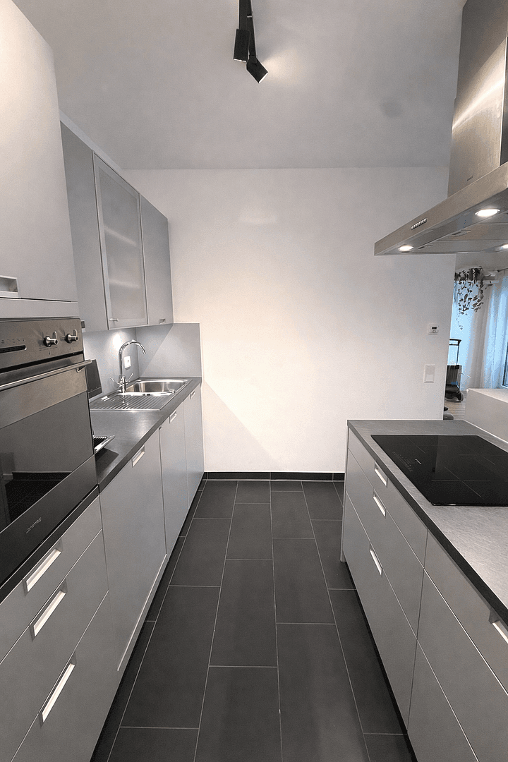4 bedroom flat to rent, 98 m², Welfenstraße 68, München, Bavaria 4 bedroom flat to rent, 98 m², Welfenstraße 68, München, Bavaria