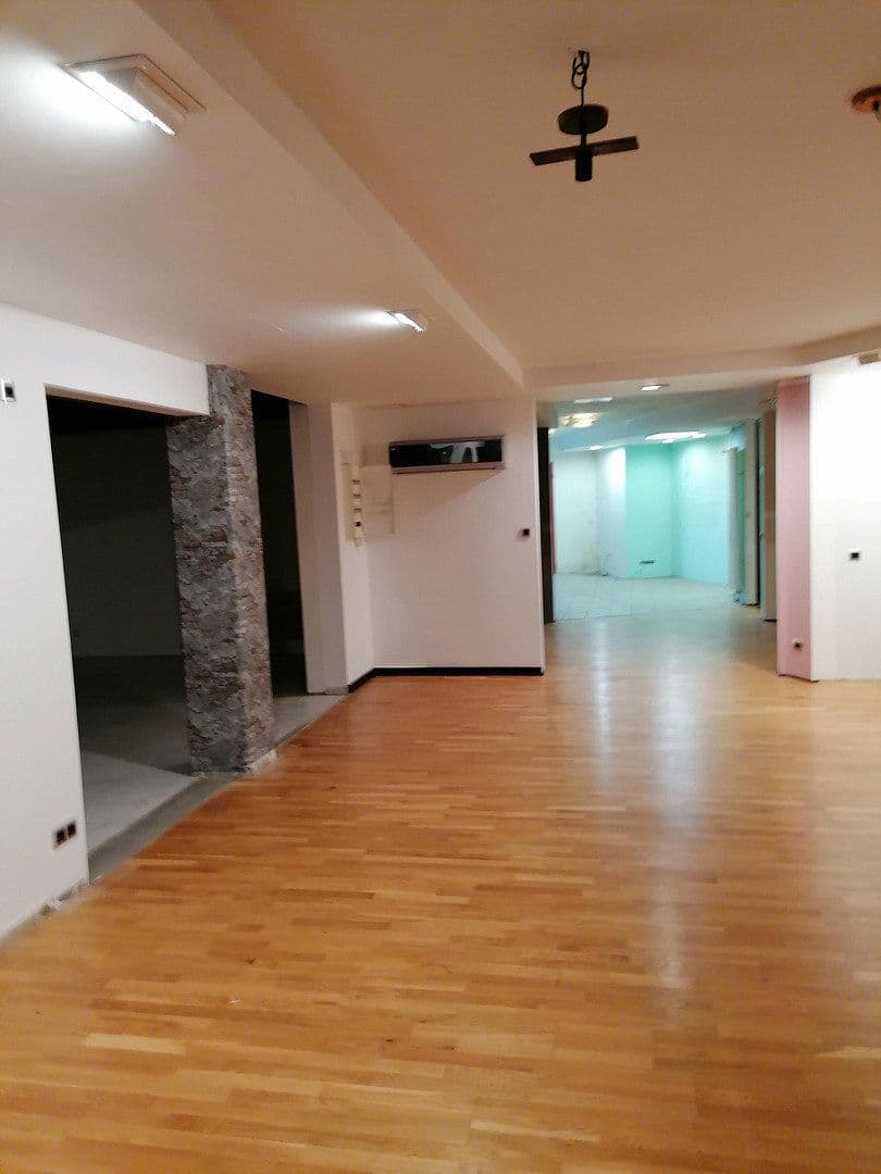 non-residential property to rent, 350 m², Ludweilerstraße 18+20, Großrosseln, Saarland non-residential property to rent, 350 m², Ludweilerstraße 18+20, Großrosseln, Saarland
