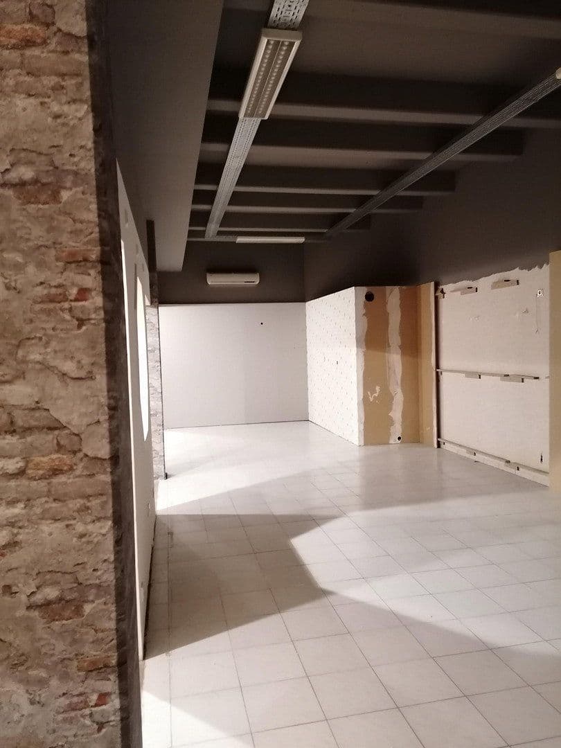non-residential property to rent, 350 m², Ludweilerstraße 18+20, Großrosseln, Saarland non-residential property to rent, 350 m², Ludweilerstraße 18+20, Großrosseln, Saarland