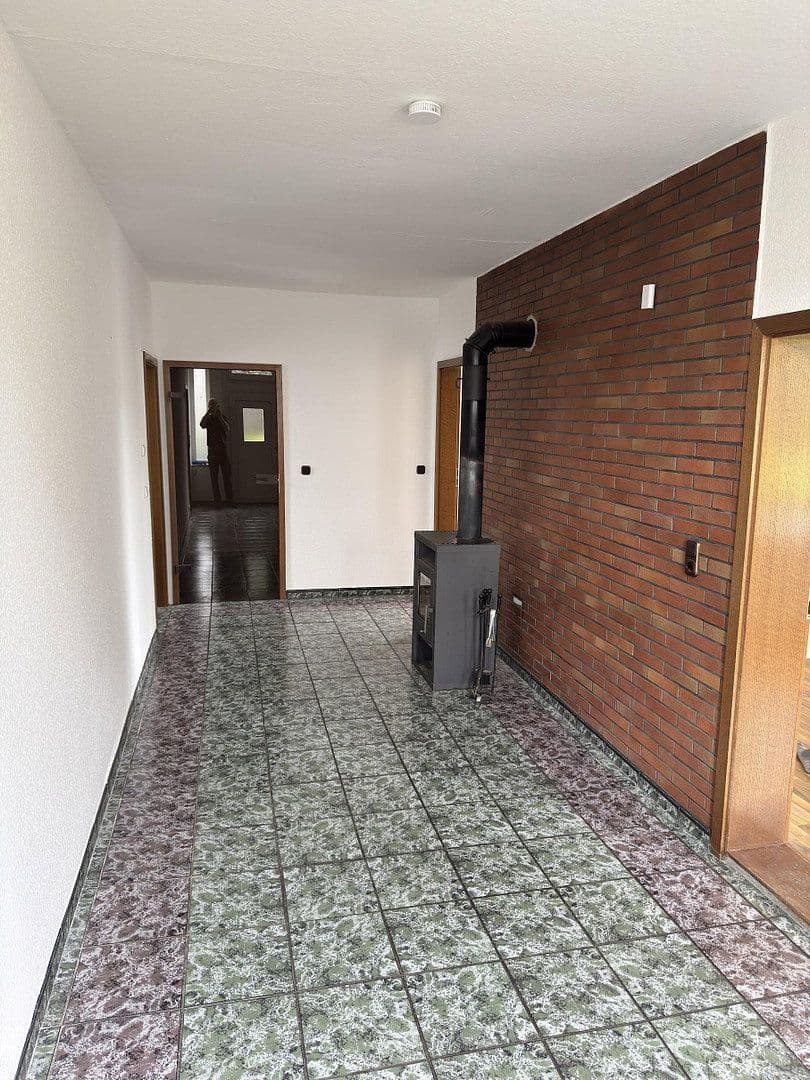 1 bedroom with open-plan kitchen flat to rent, 88 m², Bahnhofstraße 4, Wiedensahl, Lower Saxony 1 bedroom with open-plan kitchen flat to rent, 88 m², Bahnhofstraße 4, Wiedensahl, Lower Saxony