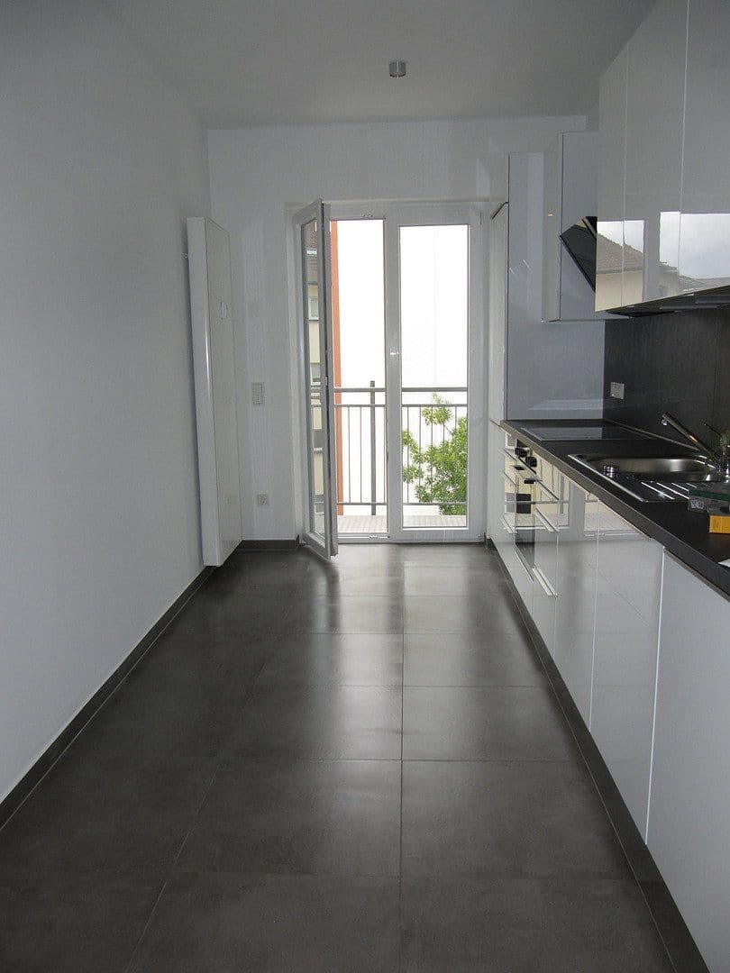 3 bedroom flat to rent, 75 m², Schwarzwaldstr. 4, Mannheim OT Lindenhof, Baden-Württemberg 3 bedroom flat to rent, 75 m², Schwarzwaldstr. 4, Mannheim OT Lindenhof, Baden-Württemberg