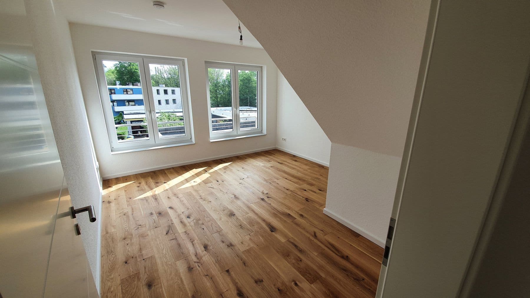 2 bedroom with open-plan kitchen flat to rent, 118 m², Wehrstr. 2b, Hilden, North Rhine-Westphalia 2 bedroom with open-plan kitchen flat to rent, 118 m², Wehrstr. 2b, Hilden, North Rhine-Westphalia