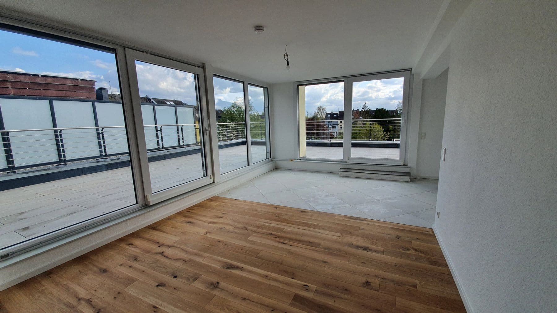 2 bedroom with open-plan kitchen flat to rent, 118 m², Wehrstr. 2b, Hilden, North Rhine-Westphalia 2 bedroom with open-plan kitchen flat to rent, 118 m², Wehrstr. 2b, Hilden, North Rhine-Westphalia
