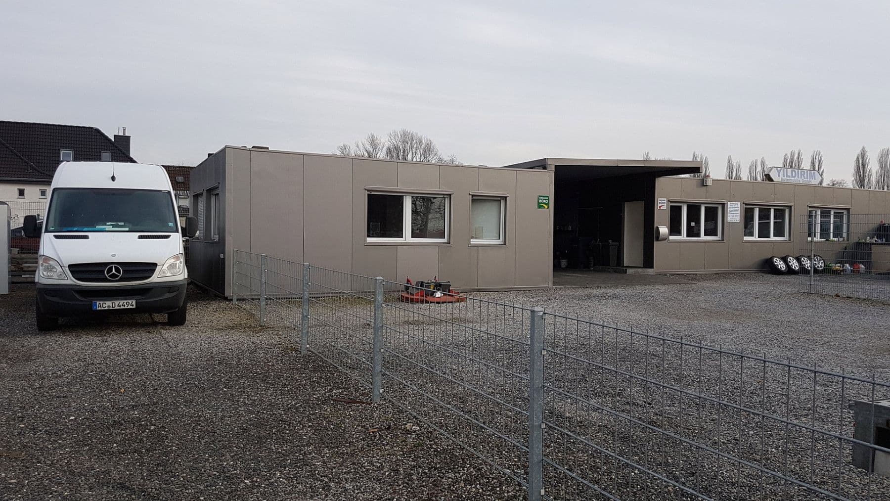 garage to rent, 560 m², Linnicher Str. 88, Alsdorf, North Rhine-Westphalia garage to rent, 560 m², Linnicher Str. 88, Alsdorf, North Rhine-Westphalia
