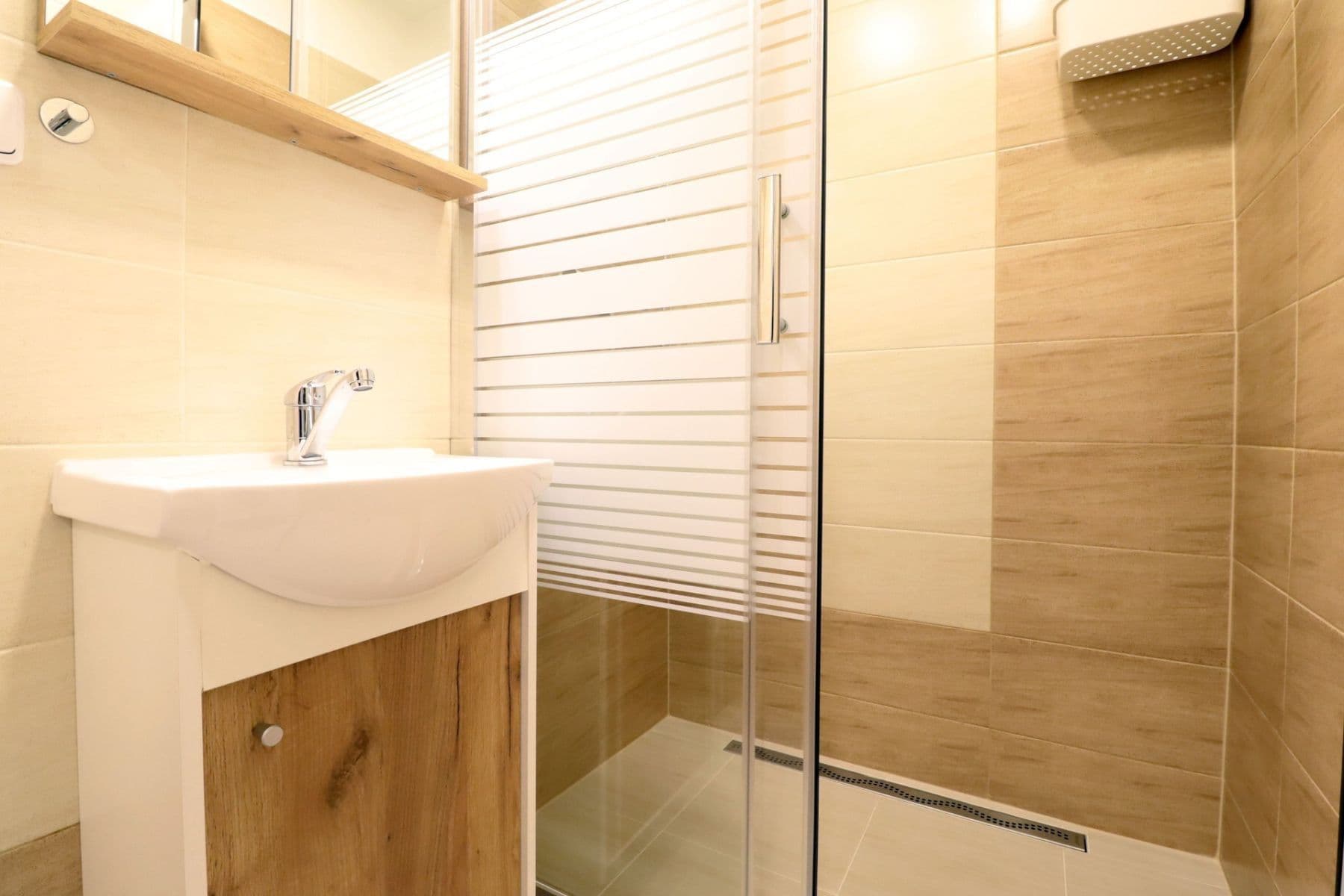 1 bedroom with open-plan kitchen flat to rent, 45 m², Bellušova, Prague, Prague 1 bedroom with open-plan kitchen flat to rent, 45 m², Bellušova, Prague, Prague