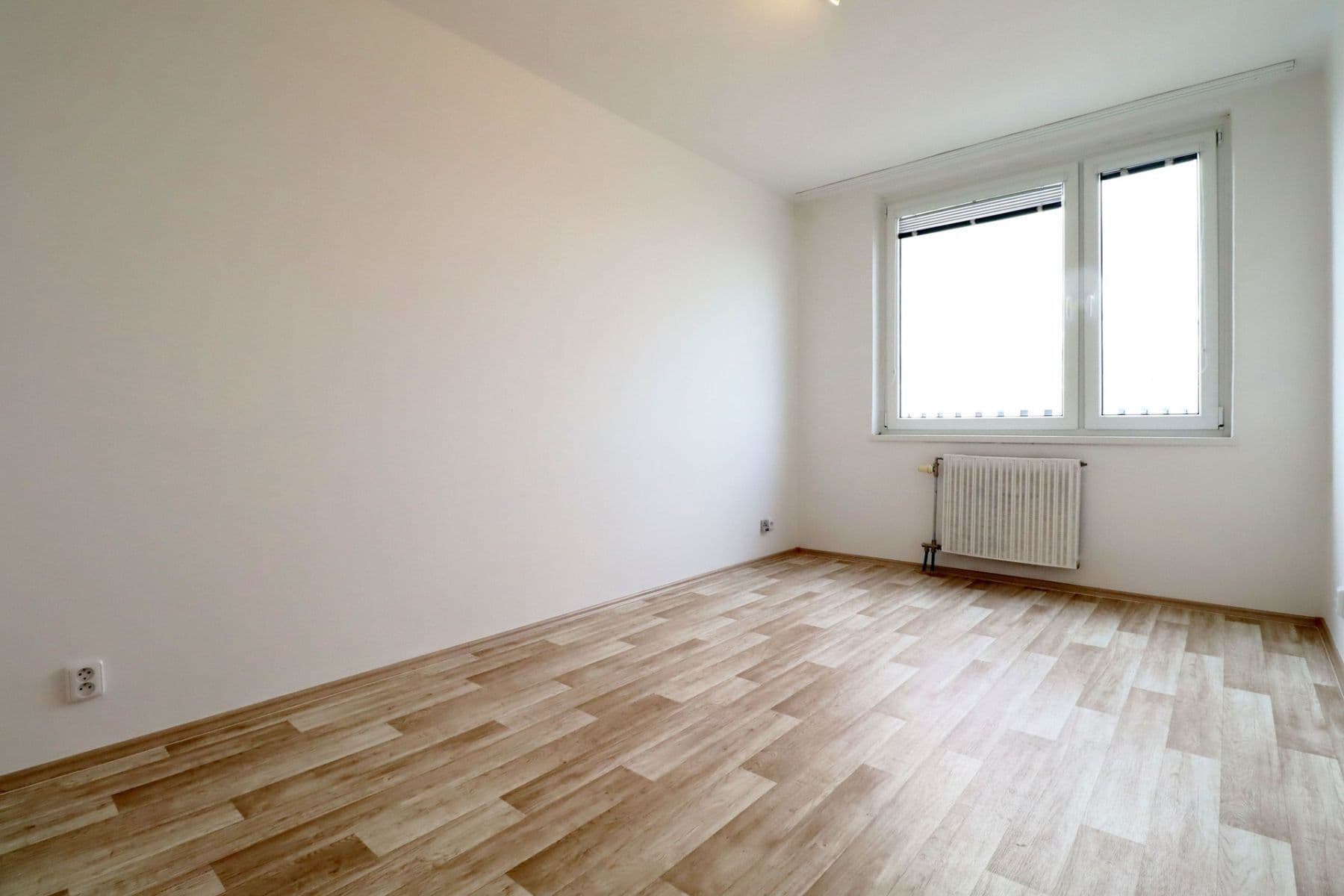 1 bedroom with open-plan kitchen flat to rent, 45 m², Bellušova, Prague, Prague 1 bedroom with open-plan kitchen flat to rent, 45 m², Bellušova, Prague, Prague