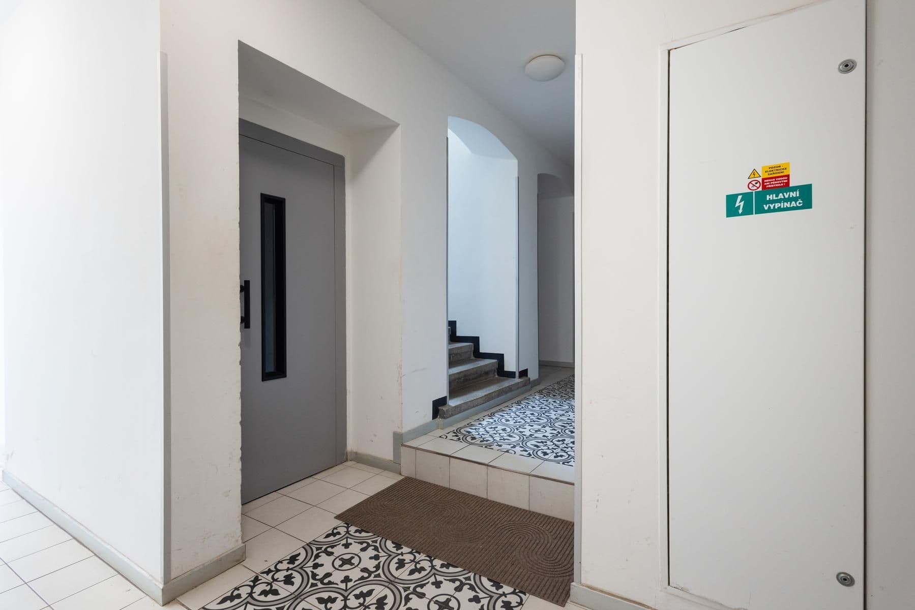 1 bedroom with open-plan kitchen flat for sale, 40 m², Cimburkova, Prague, Prague 1 bedroom with open-plan kitchen flat for sale, 40 m², Cimburkova, Prague, Prague