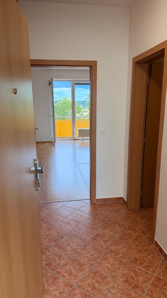 Studio flat to rent, 35 m², Sicherova, Prague, Prague Studio flat to rent, 35 m², Sicherova, Prague, Prague