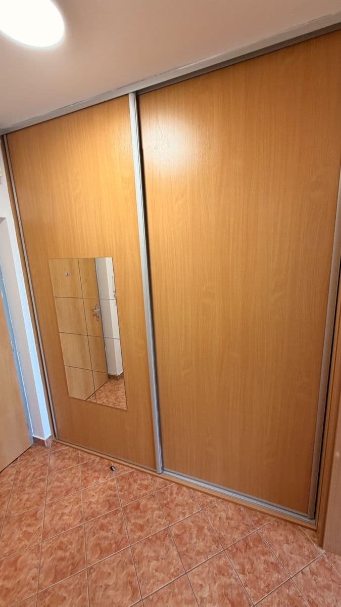 Studio flat to rent, 35 m², Sicherova, Prague, Prague Studio flat to rent, 35 m², Sicherova, Prague, Prague