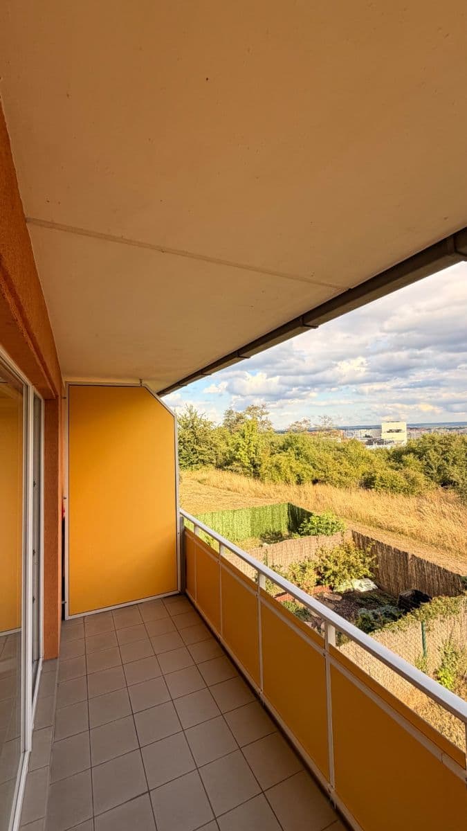 Studio flat to rent, 35 m², Sicherova, Prague, Prague Studio flat to rent, 35 m², Sicherova, Prague, Prague