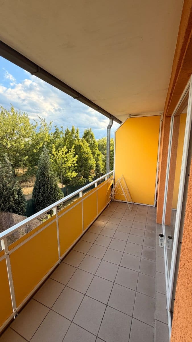 Studio flat to rent, 35 m², Sicherova, Prague, Prague Studio flat to rent, 35 m², Sicherova, Prague, Prague