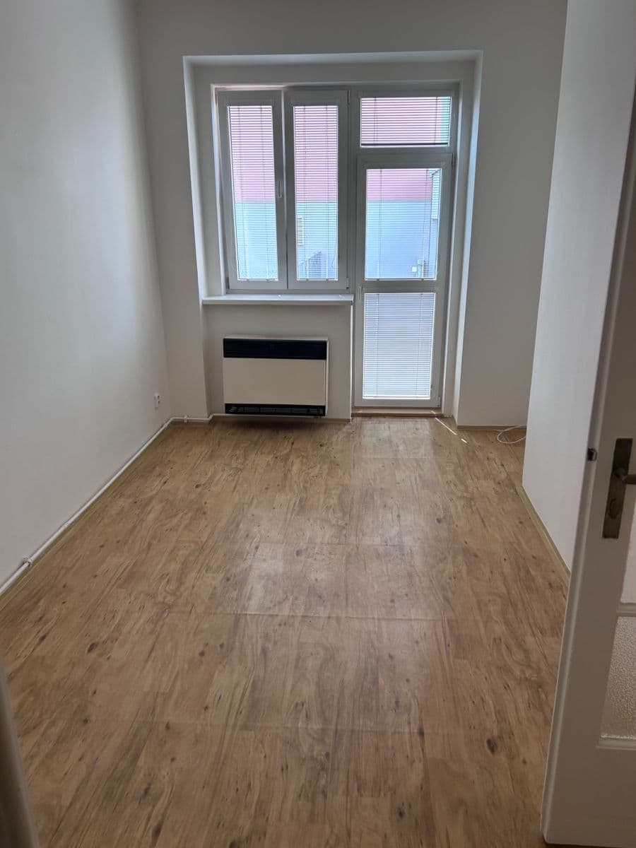 1 bedroom with open-plan kitchen flat to rent, 44 m², Dačického, Prague, Prague 1 bedroom with open-plan kitchen flat to rent, 44 m², Dačického, Prague, Prague