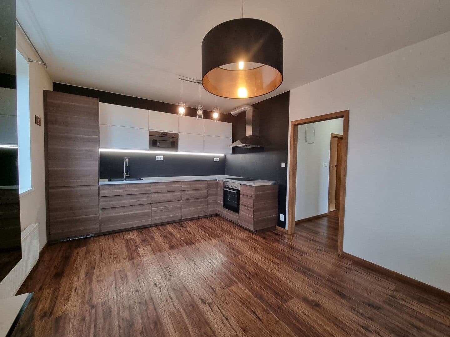 2 bedroom with open-plan kitchen flat to rent, 54 m², V Honech, Klecany, Středočeský Region 2 bedroom with open-plan kitchen flat to rent, 54 m², V Honech, Klecany, Středočeský Region