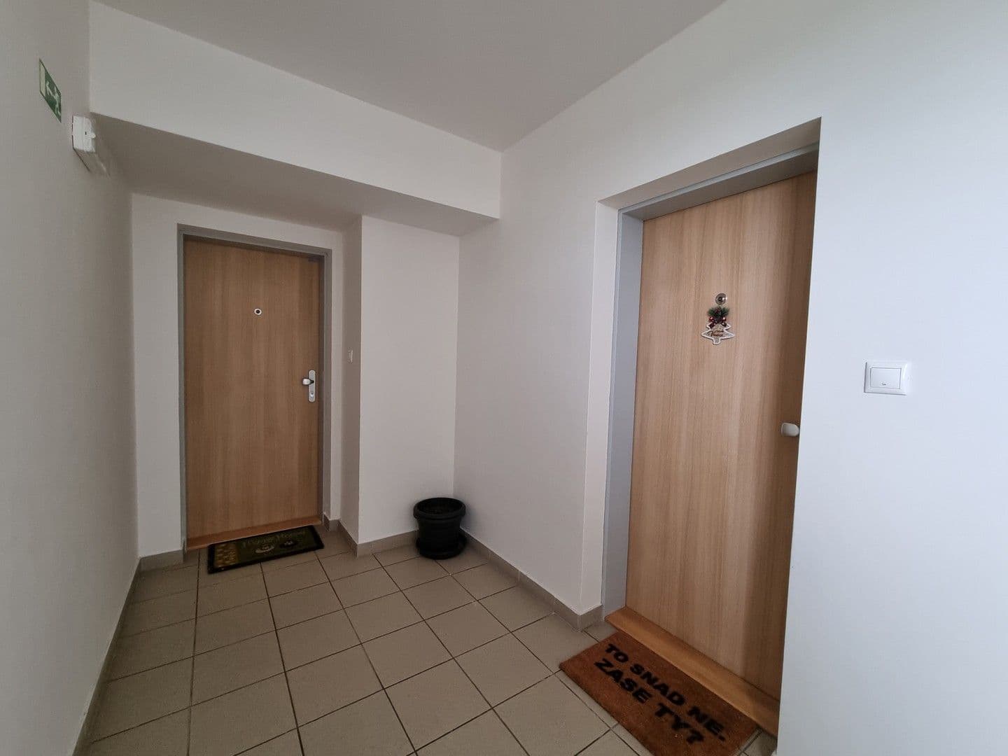 2 bedroom with open-plan kitchen flat to rent, 54 m², V Honech, Klecany, Středočeský Region 2 bedroom with open-plan kitchen flat to rent, 54 m², V Honech, Klecany, Středočeský Region
