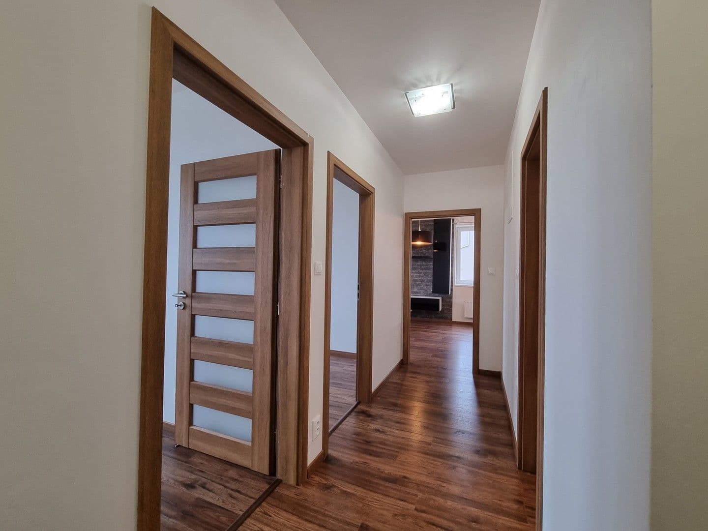 2 bedroom with open-plan kitchen flat to rent, 54 m², V Honech, Klecany, Středočeský Region 2 bedroom with open-plan kitchen flat to rent, 54 m², V Honech, Klecany, Středočeský Region