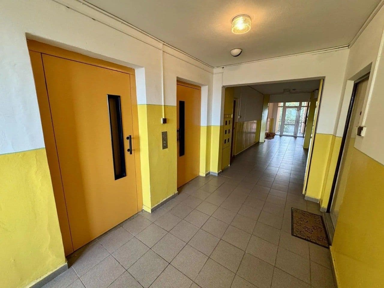 1 bedroom flat for sale, 34 m², Bezejmenná, Bílina, Ústecký Region 1 bedroom flat for sale, 34 m², Bezejmenná, Bílina, Ústecký Region