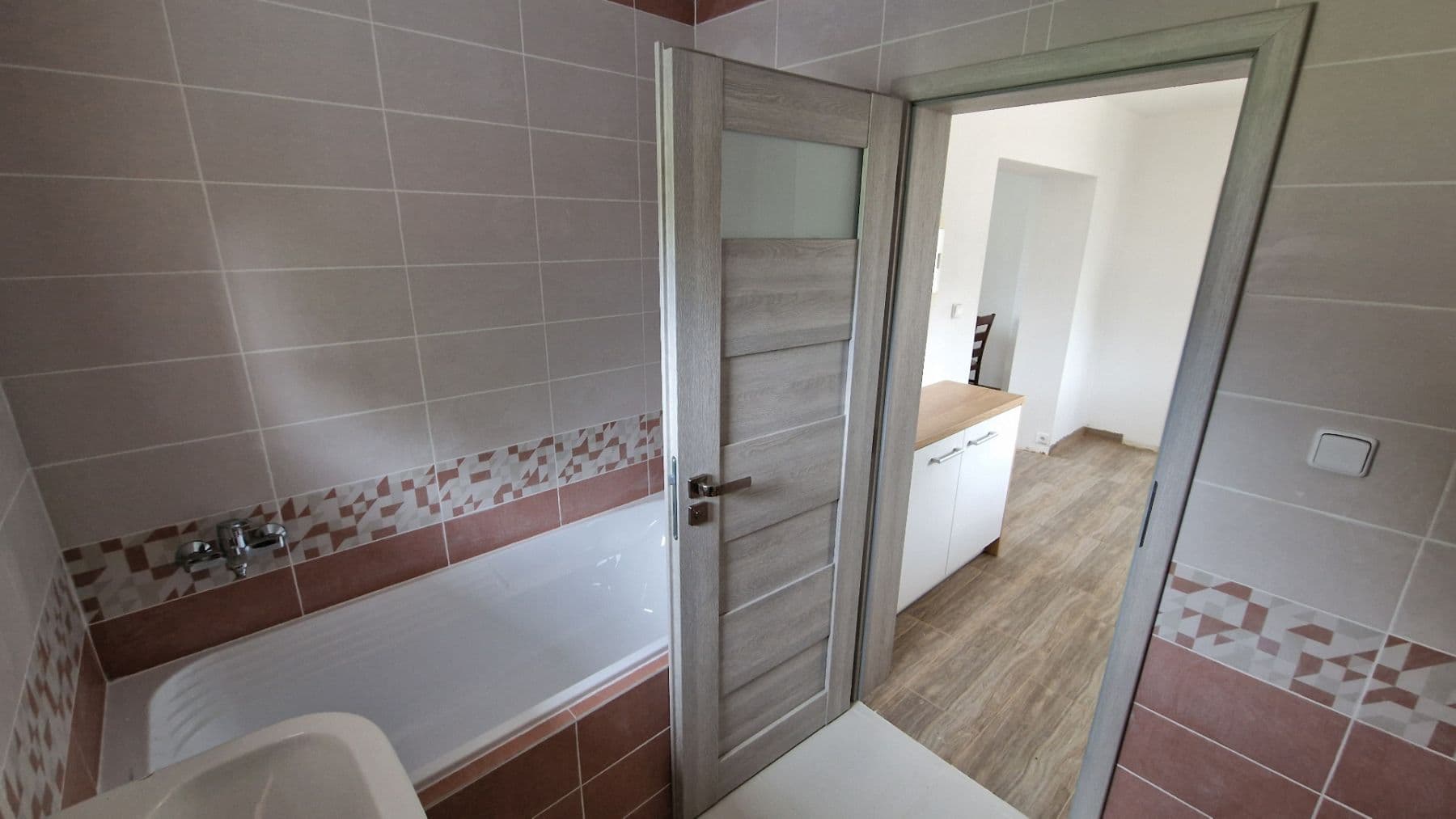 1 bedroom with open-plan kitchen flat to rent, 69 m², Ostřešany, Pardubický Region 1 bedroom with open-plan kitchen flat to rent, 69 m², Ostřešany, Pardubický Region