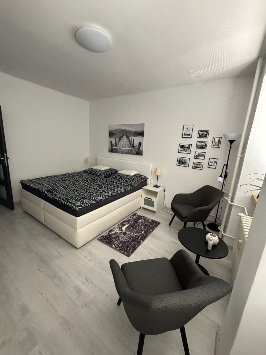 1 bedroom flat to rent, 35 m², Špitálska, Bratislava - mestská časť Staré Mesto, Bratislavský Region 1 bedroom flat to rent, 35 m², Špitálska, Bratislava - mestská časť Staré Mesto, Bratislavský Region