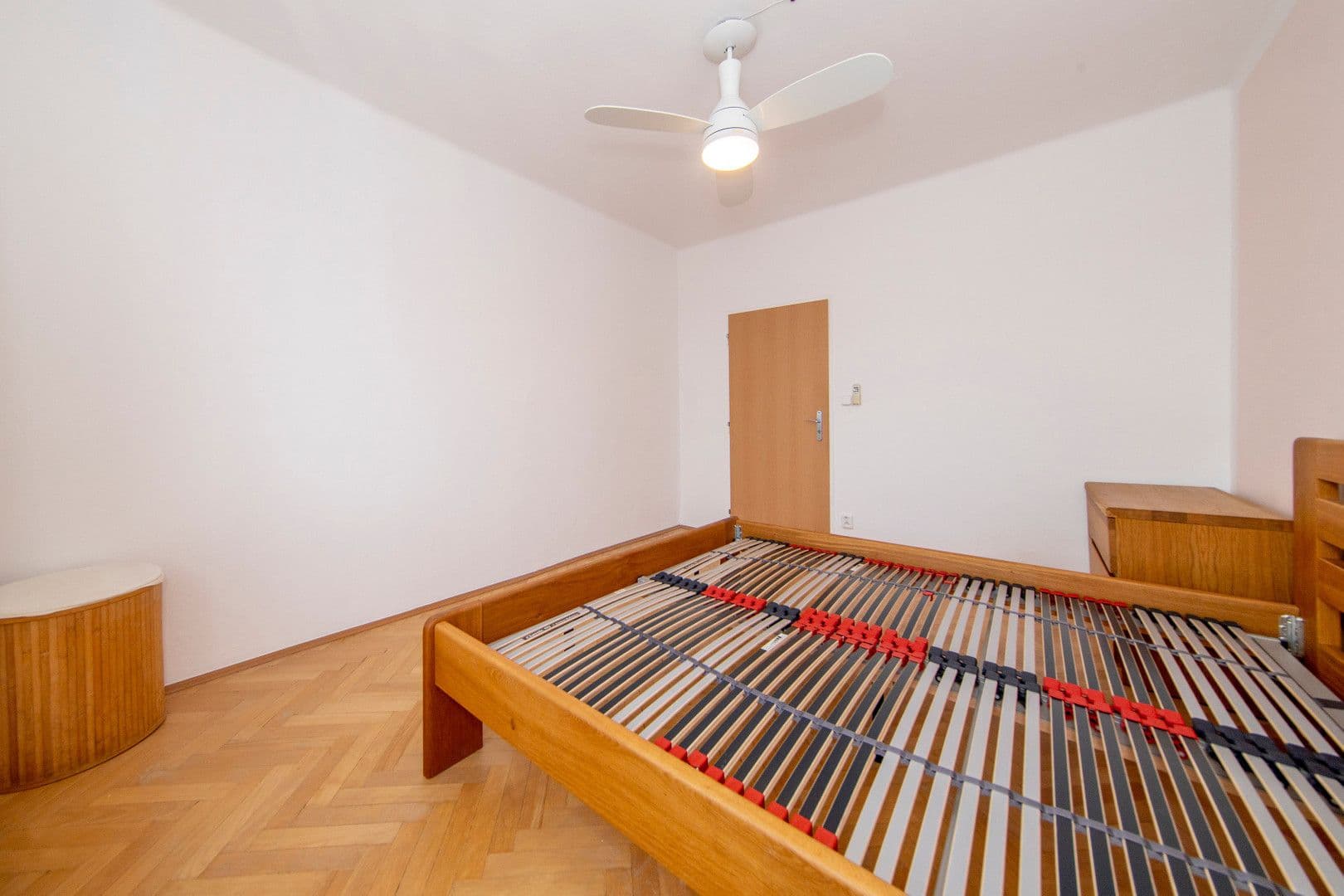 2 bedroom flat to rent, 53 m², Pod Lipami, Prague, Prague 2 bedroom flat to rent, 53 m², Pod Lipami, Prague, Prague