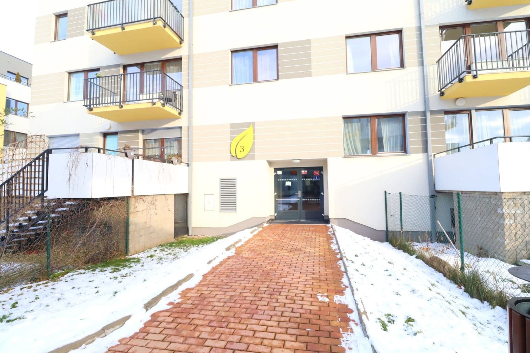 Studio flat to rent, 37 m², K Beranovu, Prague, Prague Studio flat to rent, 37 m², K Beranovu, Prague, Prague