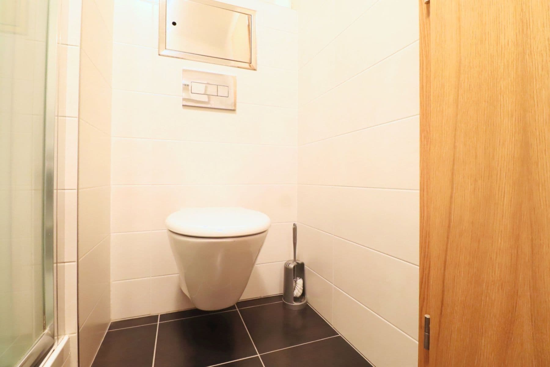 Studio flat to rent, 37 m², K Beranovu, Prague, Prague Studio flat to rent, 37 m², K Beranovu, Prague, Prague