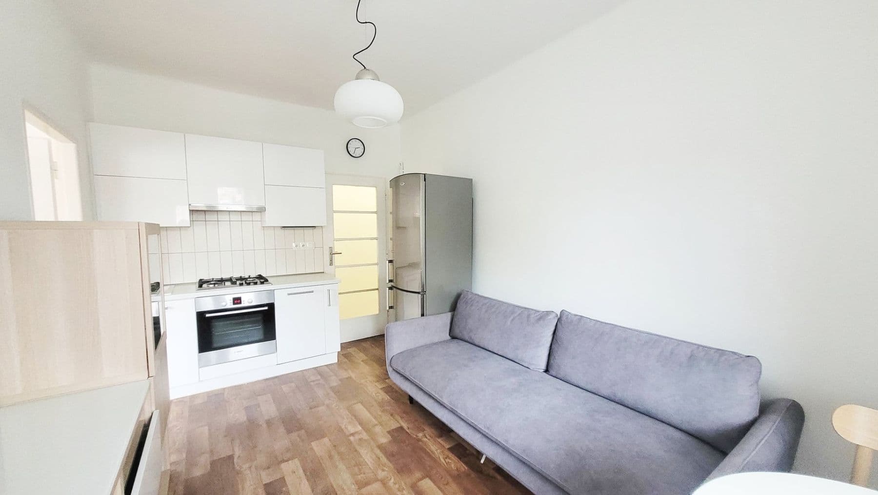 1 bedroom with open-plan kitchen flat to rent, 45 m², Kolbenova, Prague, Prague 1 bedroom with open-plan kitchen flat to rent, 45 m², Kolbenova, Prague, Prague