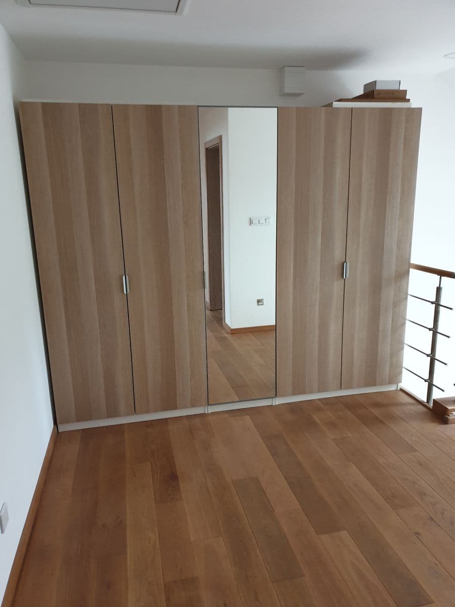 1 bedroom with open-plan kitchen flat to rent, 72 m², Rektorská, Prague, Prague 1 bedroom with open-plan kitchen flat to rent, 72 m², Rektorská, Prague, Prague