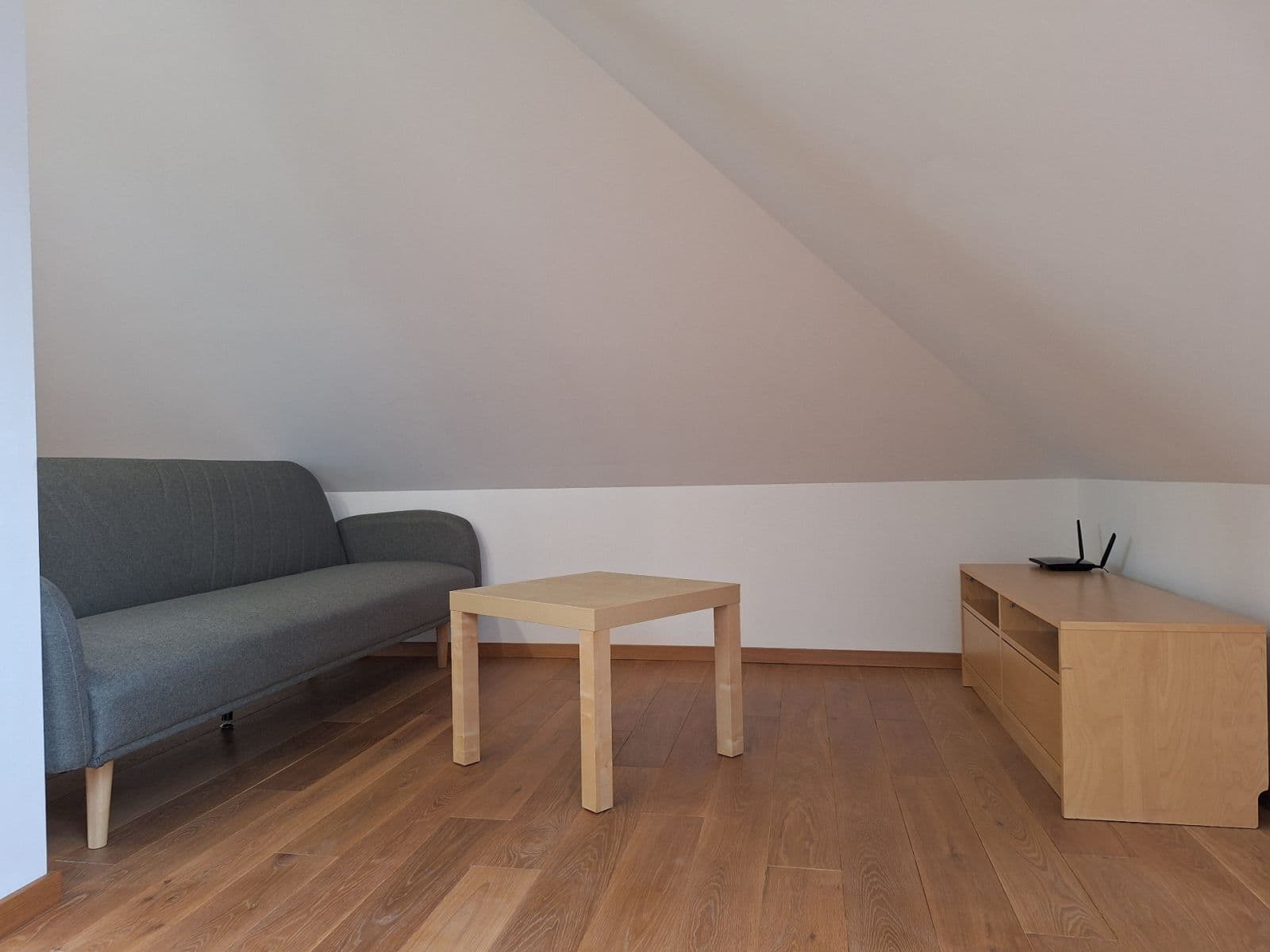 1 bedroom with open-plan kitchen flat to rent, 72 m², Rektorská, Prague, Prague 1 bedroom with open-plan kitchen flat to rent, 72 m², Rektorská, Prague, Prague