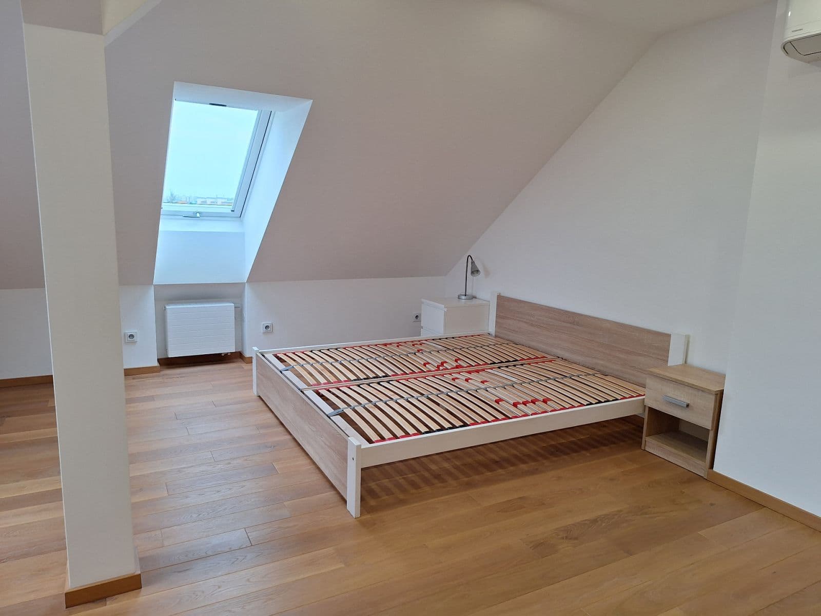 1 bedroom with open-plan kitchen flat to rent, 72 m², Rektorská, Prague, Prague 1 bedroom with open-plan kitchen flat to rent, 72 m², Rektorská, Prague, Prague