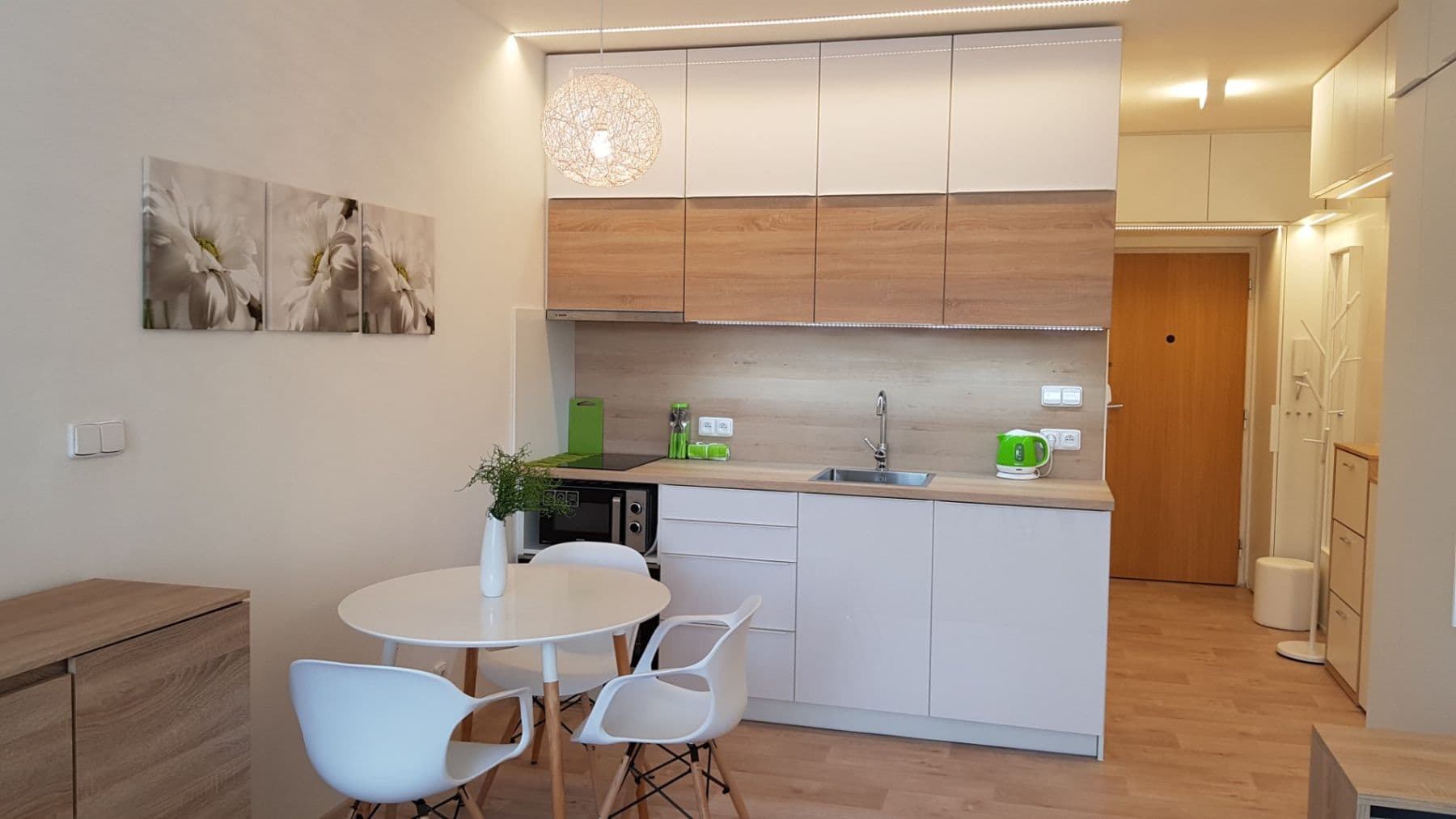 Studio flat to rent, 35 m², Pod Zámečkem, Hradec Králové, Královéhradecký Region Studio flat to rent, 35 m², Pod Zámečkem, Hradec Králové, Královéhradecký Region