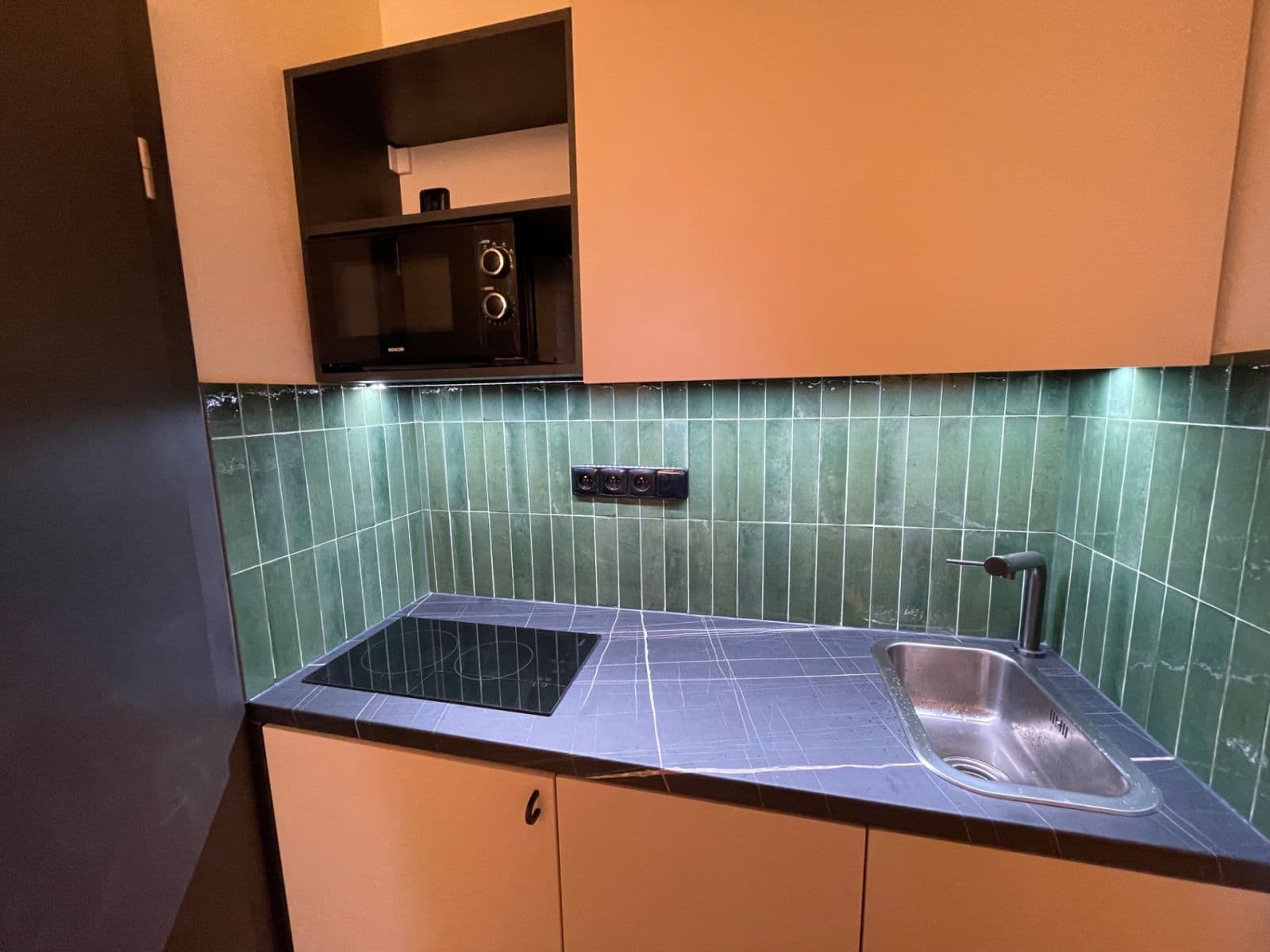 Studio flat to rent, 25 m², Ondříčkova, Prague, Prague Studio flat to rent, 25 m², Ondříčkova, Prague, Prague