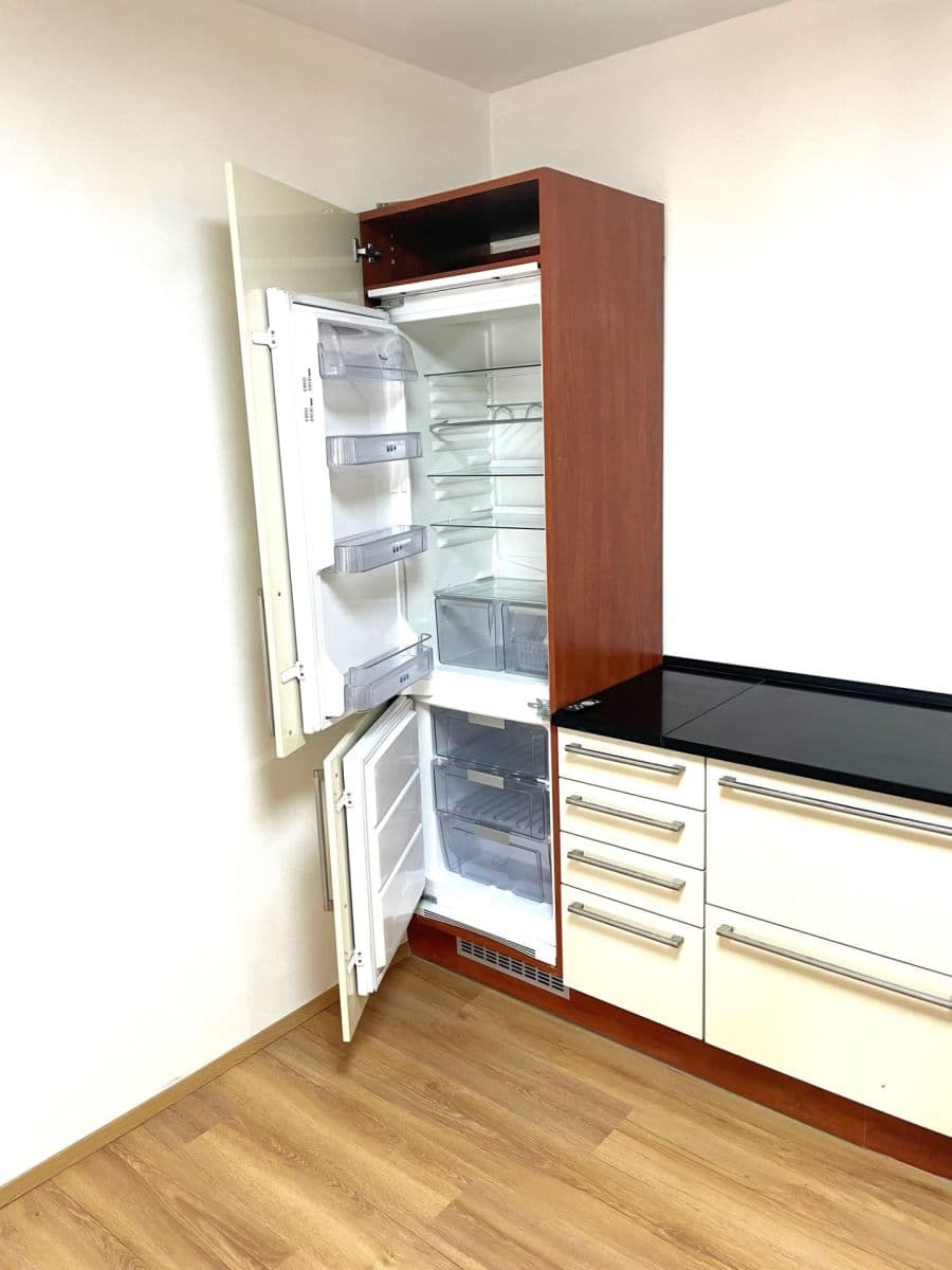 2 bedroom with open-plan kitchen flat for sale, 68 m², U Strže, Prague, Prague 2 bedroom with open-plan kitchen flat for sale, 68 m², U Strže, Prague, Prague