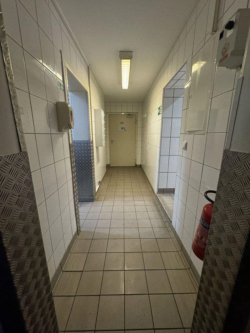 non-residential property to rent, 103 m², Uellendahler Straße 332, Wuppertal, North Rhine-Westphalia non-residential property to rent, 103 m², Uellendahler Straße 332, Wuppertal, North Rhine-Westphalia