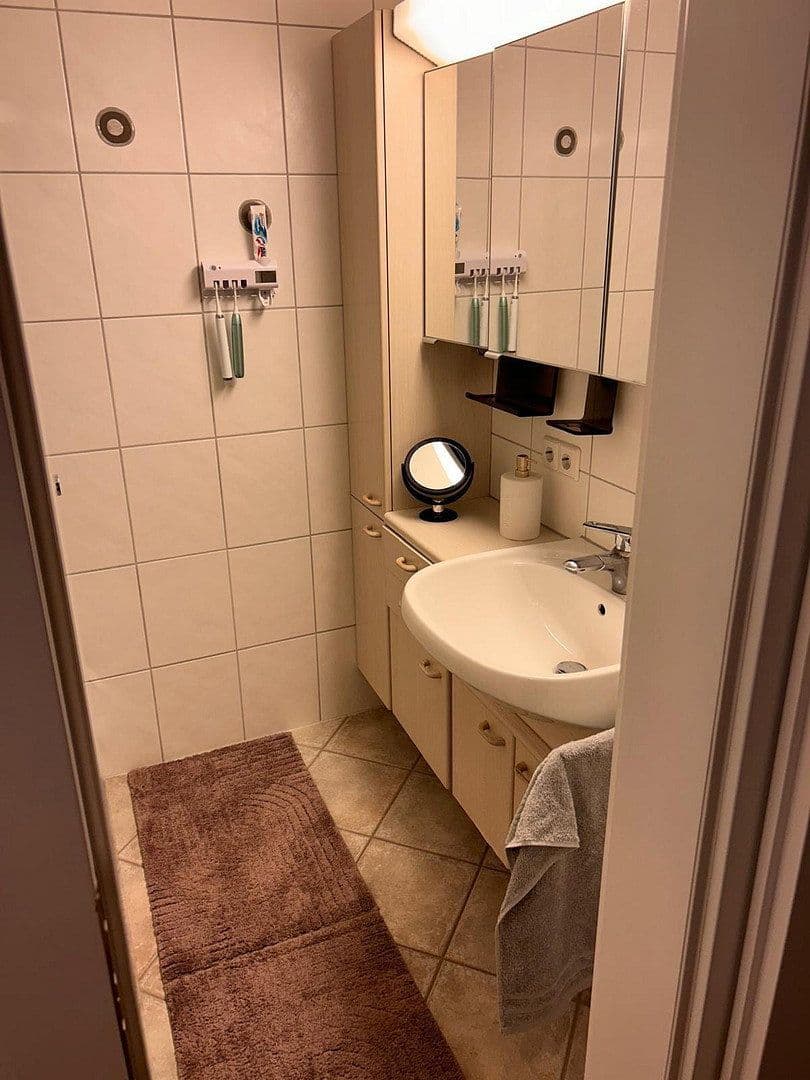 2 bedroom with open-plan kitchen flat to rent, 87 m², Roherer Höhe 7, Stuttgart, Baden-Württemberg 2 bedroom with open-plan kitchen flat to rent, 87 m², Roherer Höhe 7, Stuttgart, Baden-Württemberg