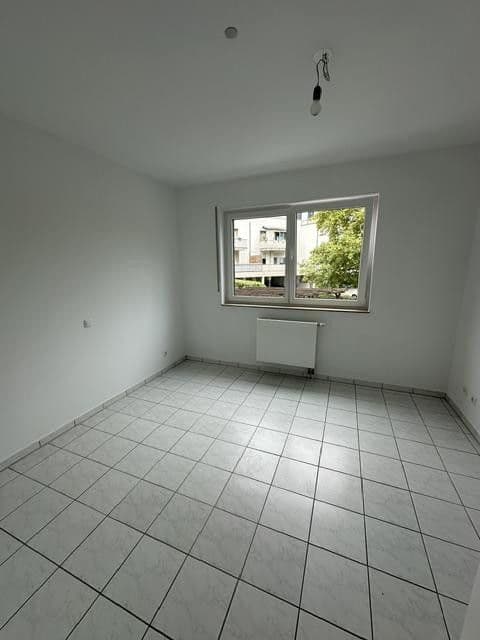 3 bedroom flat to rent, 80 m², Scharrenbroicher Straße 55c, Rösrath, North Rhine-Westphalia 3 bedroom flat to rent, 80 m², Scharrenbroicher Straße 55c, Rösrath, North Rhine-Westphalia