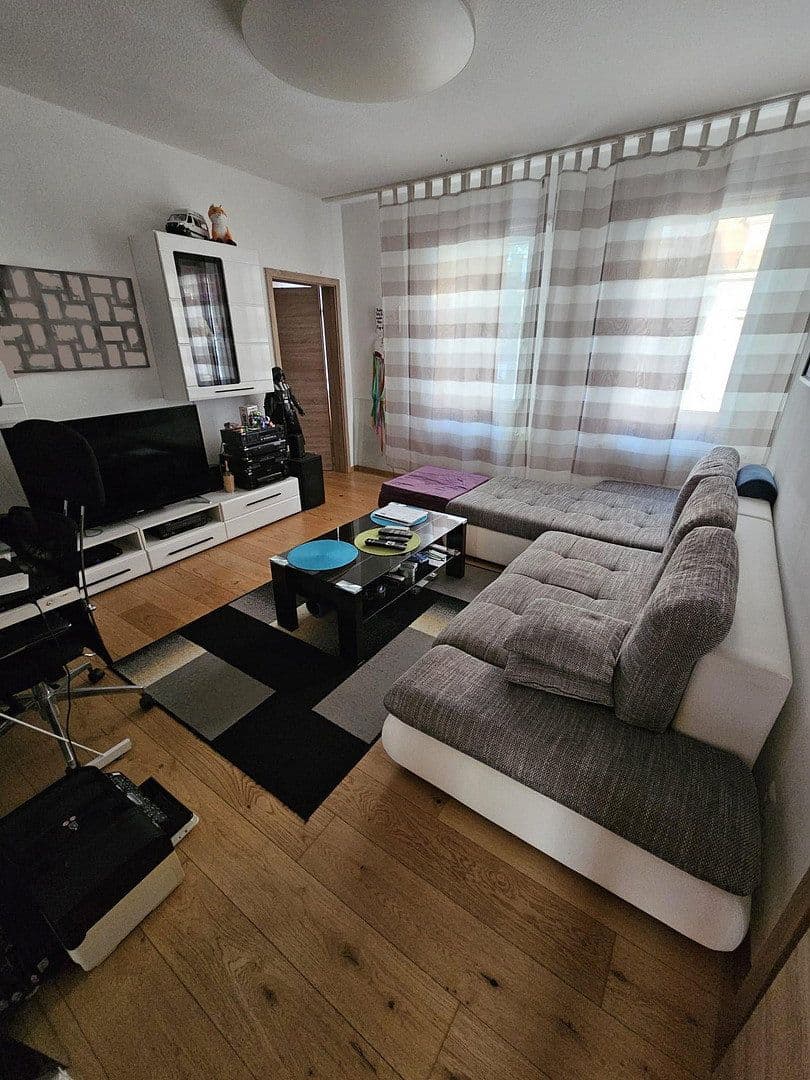 1 bedroom with open-plan kitchen flat to rent, 70 m², Brückner Str. 3, Zirndorf, Bavaria 1 bedroom with open-plan kitchen flat to rent, 70 m², Brückner Str. 3, Zirndorf, Bavaria