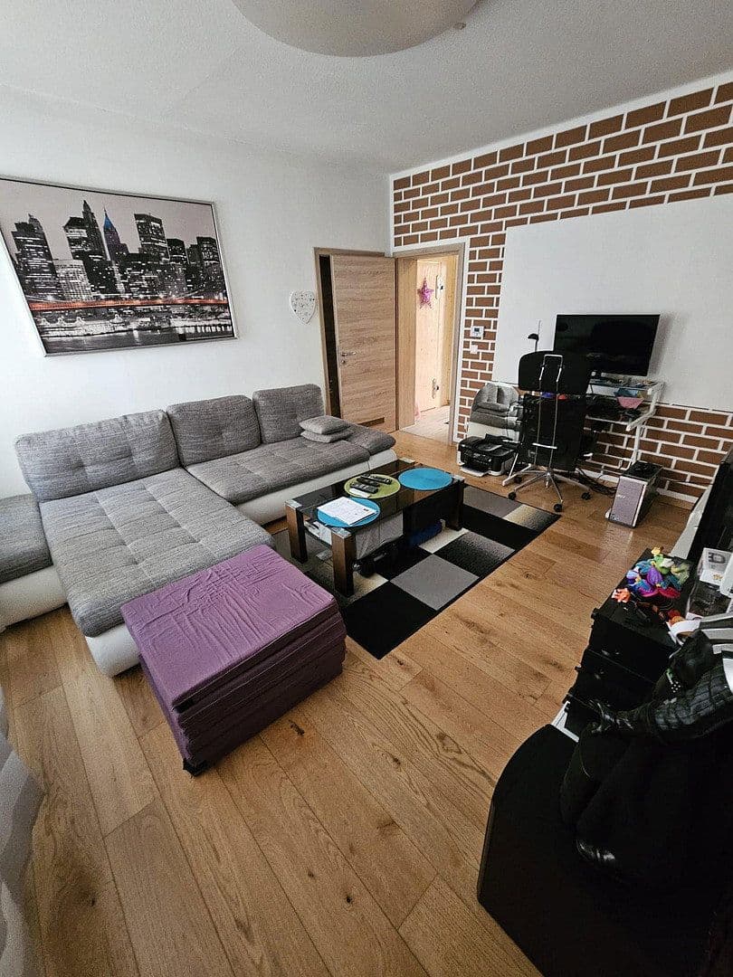 1 bedroom with open-plan kitchen flat to rent, 70 m², Brückner Str. 3, Zirndorf, Bavaria 1 bedroom with open-plan kitchen flat to rent, 70 m², Brückner Str. 3, Zirndorf, Bavaria