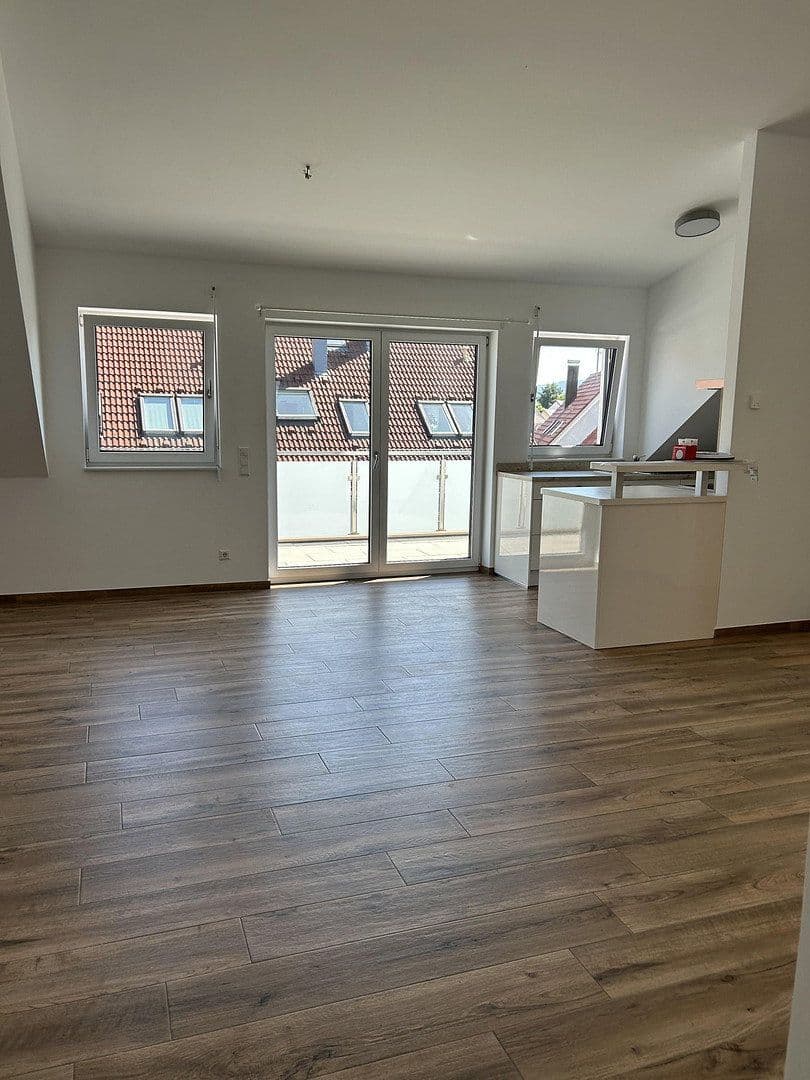 2 bedroom with open-plan kitchen flat for sale, 79 m², Eisingen, Baden-Württemberg 2 bedroom with open-plan kitchen flat for sale, 79 m², Eisingen, Baden-Württemberg