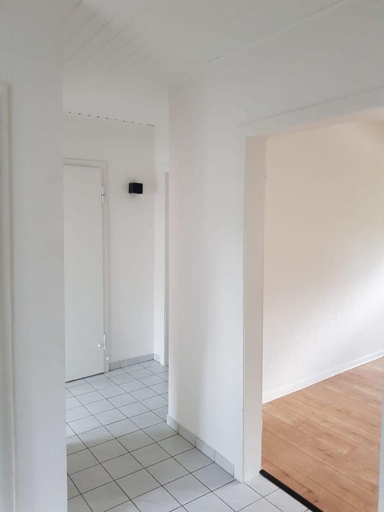 3 bedroom flat to rent, 55 m², Odenwaldstraße 16, Oberhausen, North Rhine-Westphalia 3 bedroom flat to rent, 55 m², Odenwaldstraße 16, Oberhausen, North Rhine-Westphalia