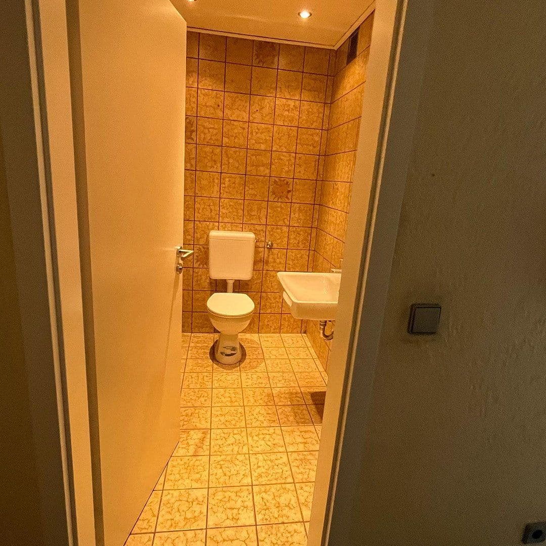 2 bedroom with open-plan kitchen flat to rent, 99 m², Neumühler Str. 79, Oberhausen, North Rhine-Westphalia 2 bedroom with open-plan kitchen flat to rent, 99 m², Neumühler Str. 79, Oberhausen, North Rhine-Westphalia