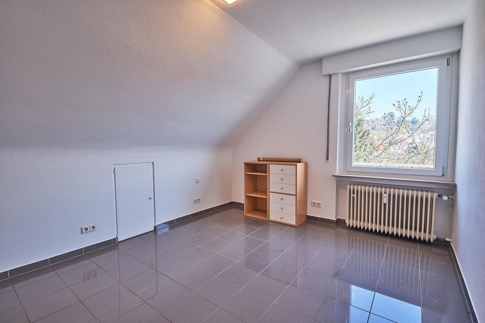 3 bedroom with open-plan kitchen flat for sale, 105 m², Esslingen am Neckar, Baden-Württemberg 3 bedroom with open-plan kitchen flat for sale, 105 m², Esslingen am Neckar, Baden-Württemberg