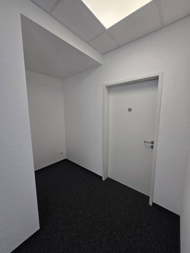 non-residential property to rent, 450 m², Viersener Straße 240, Mönchengladbach, North Rhine-Westphalia non-residential property to rent, 450 m², Viersener Straße 240, Mönchengladbach, North Rhine-Westphalia