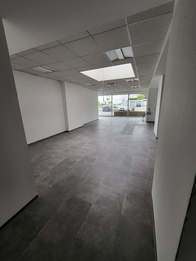 non-residential property to rent, 450 m², Viersener Straße 240, Mönchengladbach, North Rhine-Westphalia non-residential property to rent, 450 m², Viersener Straße 240, Mönchengladbach, North Rhine-Westphalia