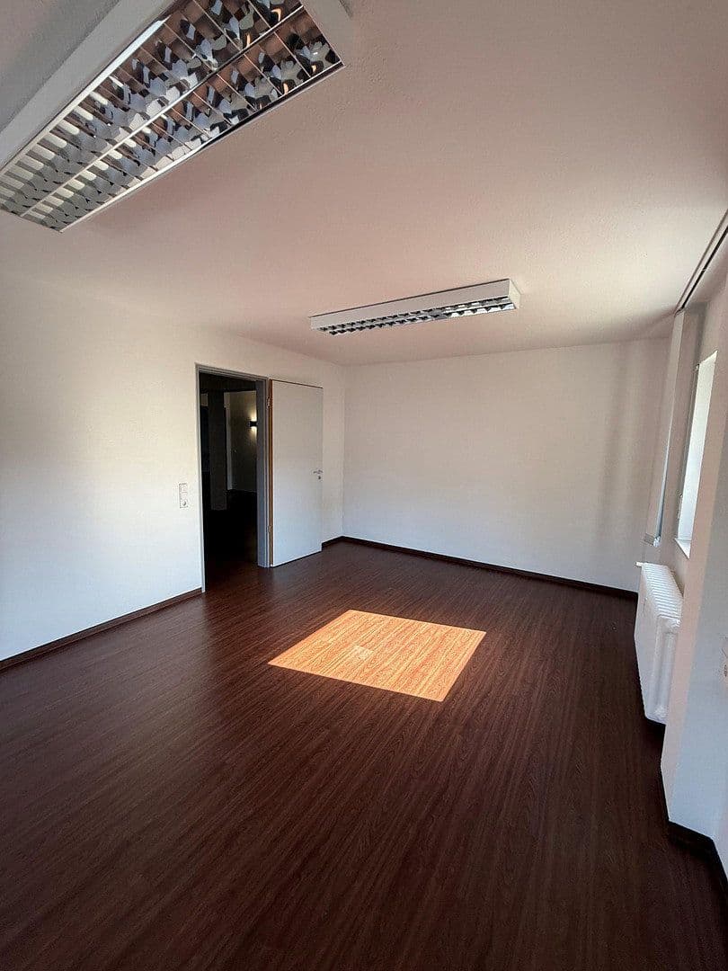 office to rent, 170 m², Siemensstraße 9, Wiesbaden, Hesse office to rent, 170 m², Siemensstraße 9, Wiesbaden, Hesse