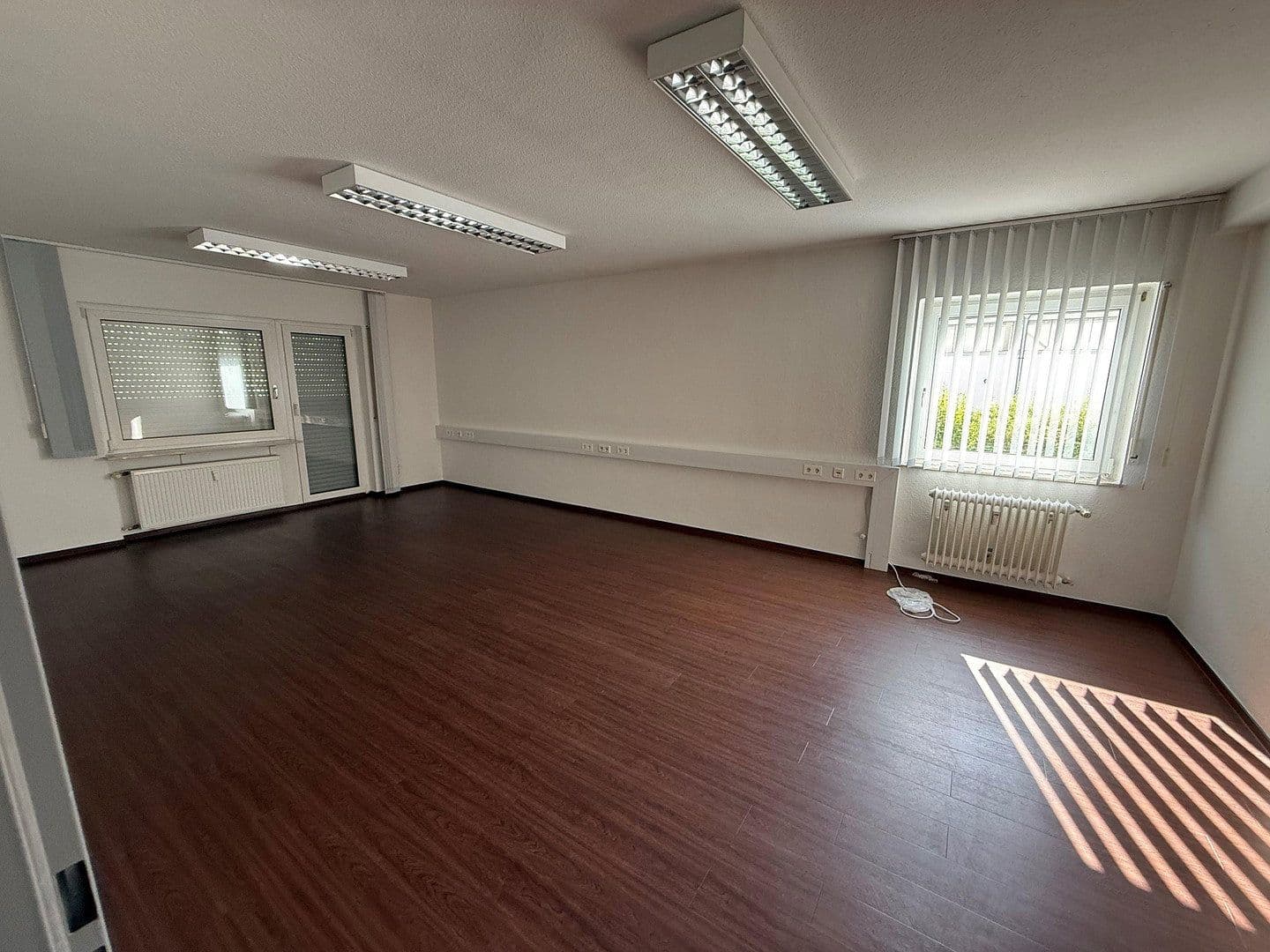 office to rent, 170 m², Siemensstraße 9, Wiesbaden, Hesse office to rent, 170 m², Siemensstraße 9, Wiesbaden, Hesse