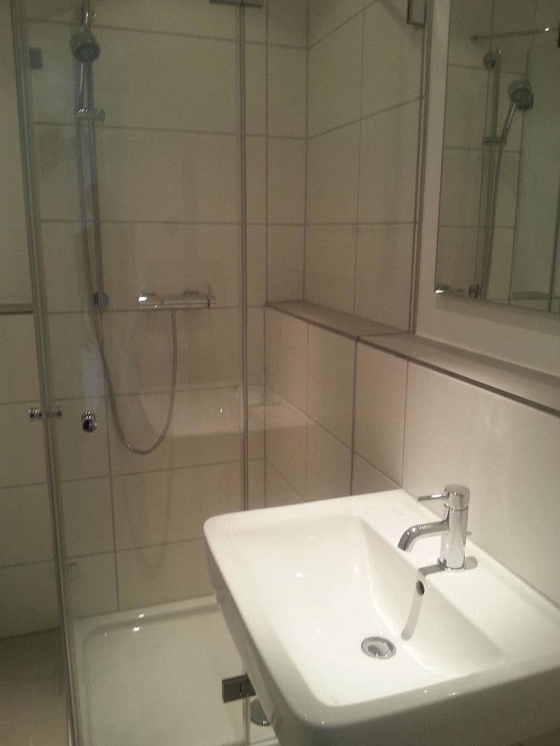 2 bedroom flat to rent, 35 m², Am Römerhof 51, Frankfurt, Hesse 2 bedroom flat to rent, 35 m², Am Römerhof 51, Frankfurt, Hesse