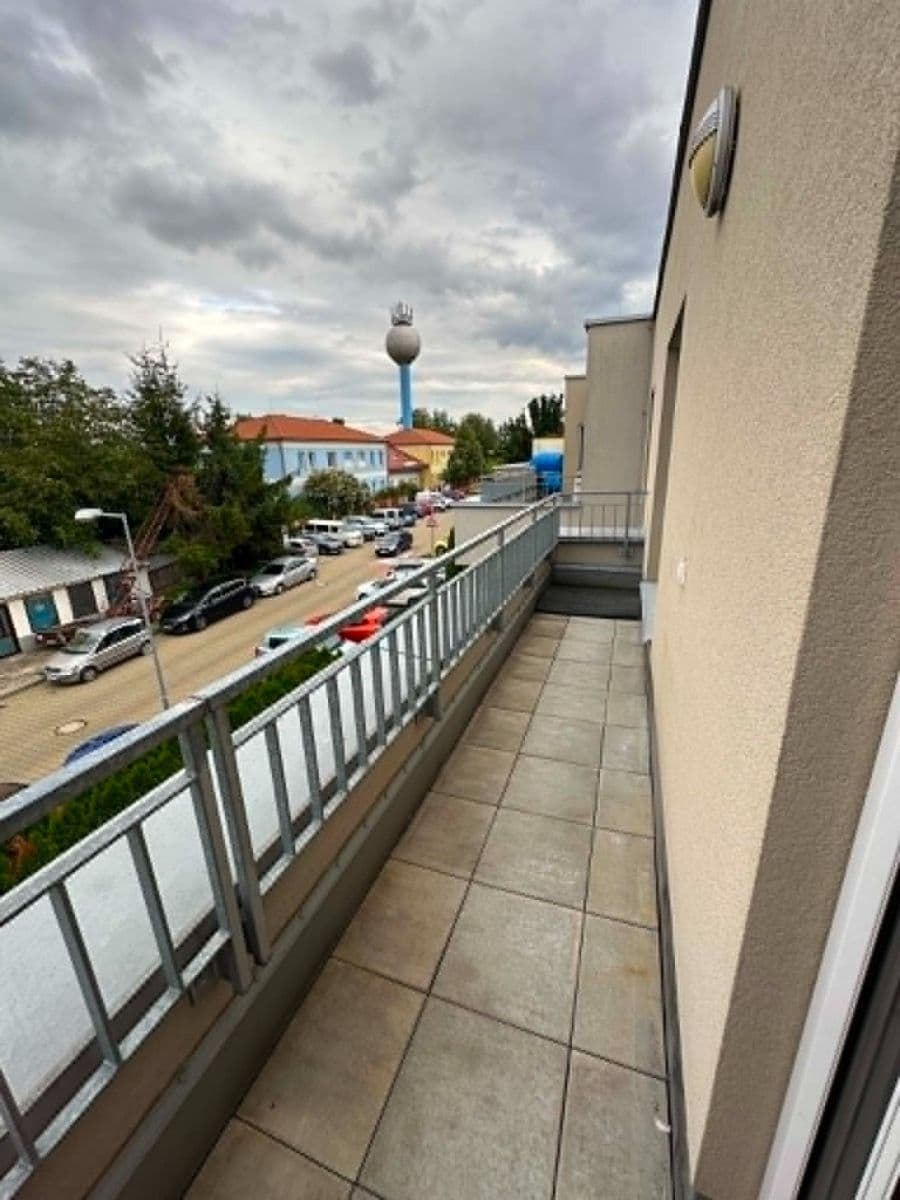 1 bedroom with open-plan kitchen flat to rent, 65 m², V Uličce, Brandýs nad Labem-Stará Boleslav, Středočeský Region 1 bedroom with open-plan kitchen flat to rent, 65 m², V Uličce, Brandýs nad Labem-Stará Boleslav, Středočeský Region
