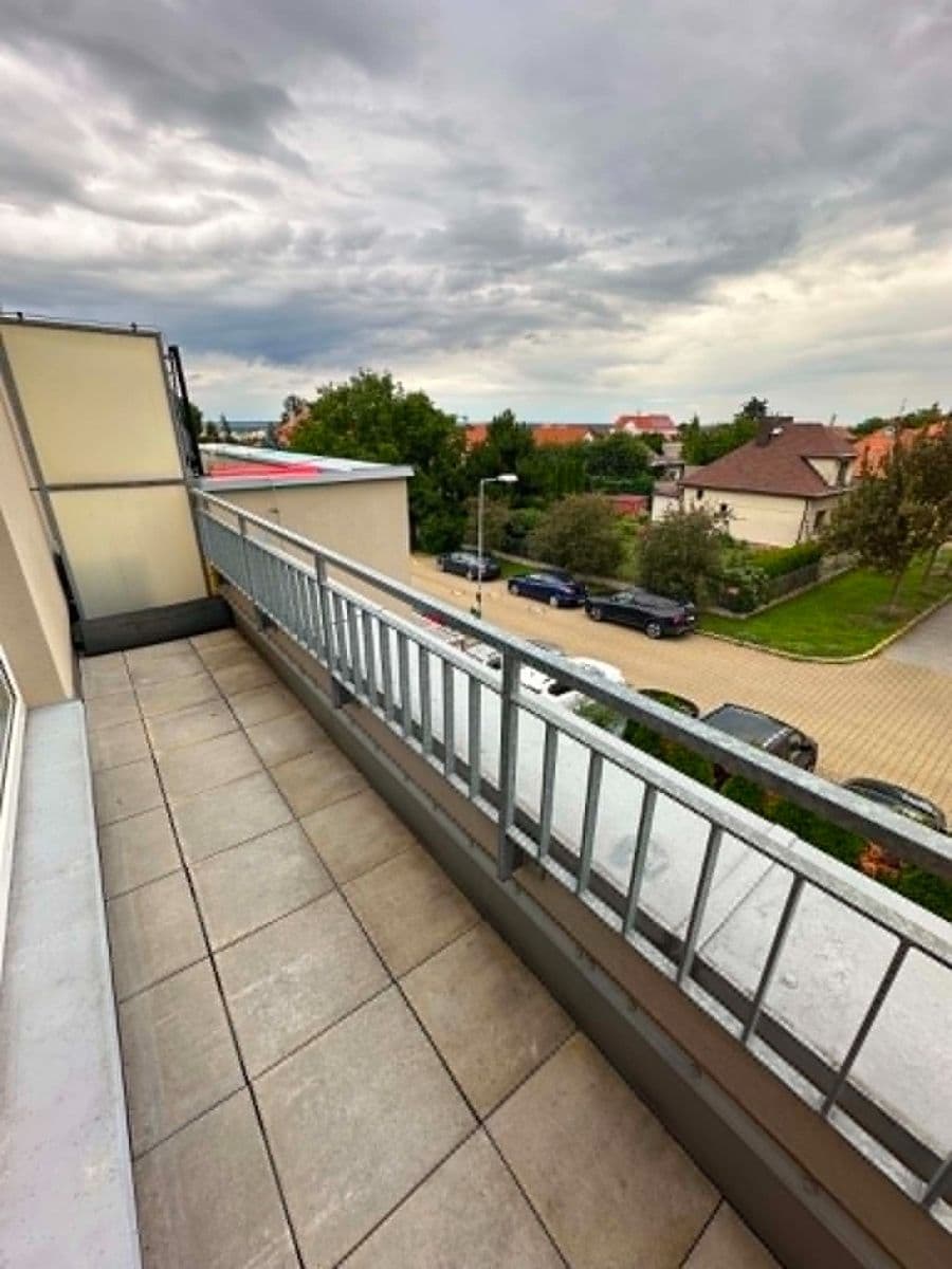 1 bedroom with open-plan kitchen flat to rent, 65 m², V Uličce, Brandýs nad Labem-Stará Boleslav, Středočeský Region 1 bedroom with open-plan kitchen flat to rent, 65 m², V Uličce, Brandýs nad Labem-Stará Boleslav, Středočeský Region