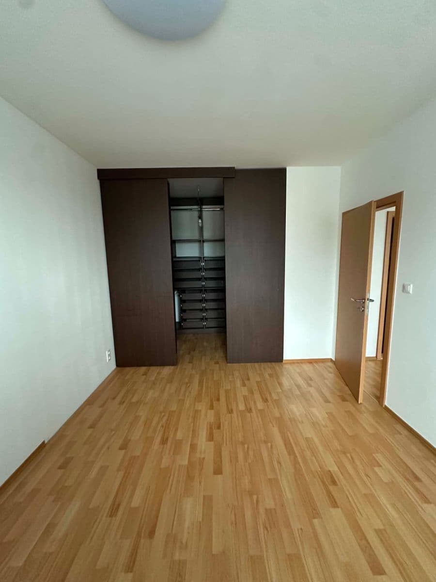 1 bedroom with open-plan kitchen flat to rent, 65 m², V Uličce, Brandýs nad Labem-Stará Boleslav, Středočeský Region 1 bedroom with open-plan kitchen flat to rent, 65 m², V Uličce, Brandýs nad Labem-Stará Boleslav, Středočeský Region